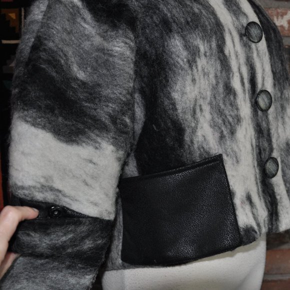 Caty Lesca Paris Black & White Marble Look Boiled Wool Blend Cropped Jacket Coat - Picture 6 of 6